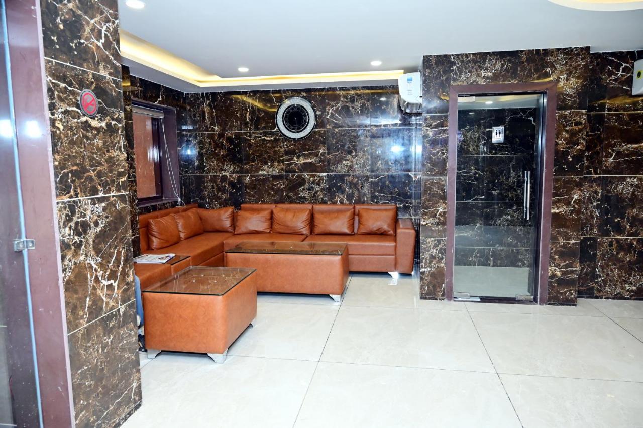 The Dwelling Inn Greater Noida Εξωτερικό φωτογραφία